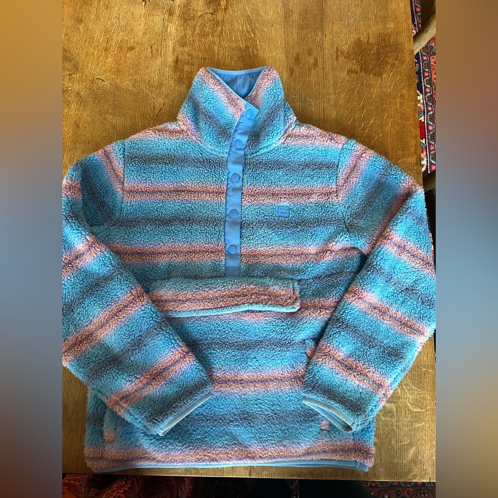 Billabong Adventure division poncho/pullover